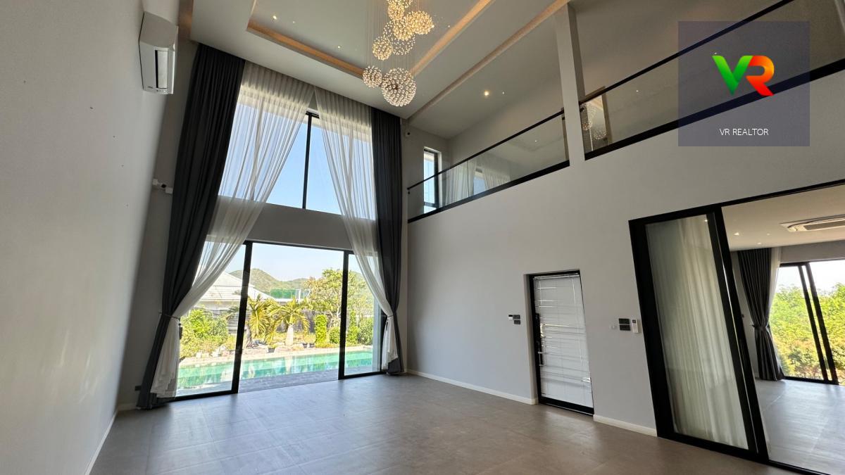 ขายพูลวิลล่าหัวหิน ใกล้หาดหัวหิน วิวเข้าล้อมรอบ พร้อมสระระบบเกลือ